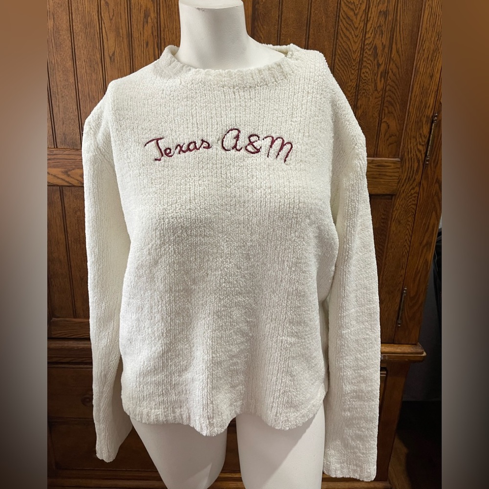 Texas A&M sweater size M